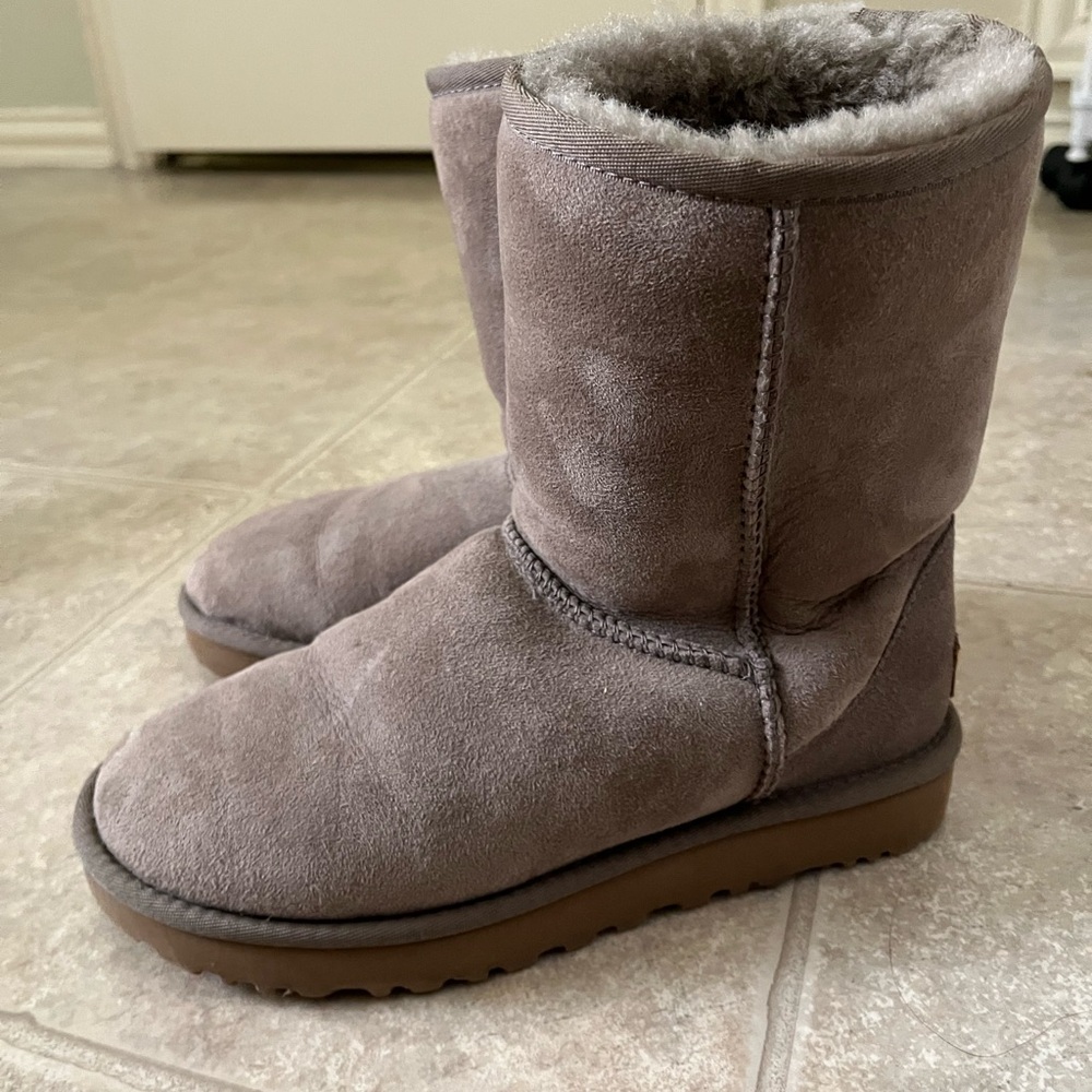 Uggs Boot - image 1
